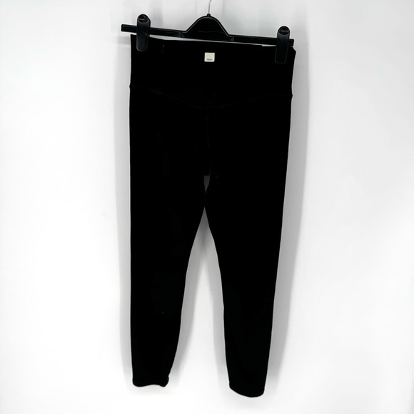 Vuori Classic Black Women's Leggings - Picture 3 of 9